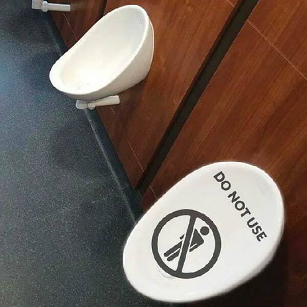 Urinal Cover Wrap
DO NOT USE’ out of order cover 100m roll - Image 2